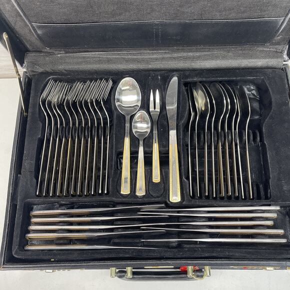 Solingen Silverware Germany 18/10 66 Piece Dinnerware Plus Case Incomplete - Picture 2 of 16